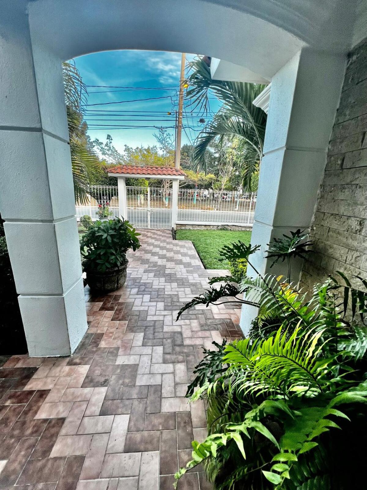 Casa Lomas En Zona Dorada, 5 Minutos De La Playa Mazatlán
