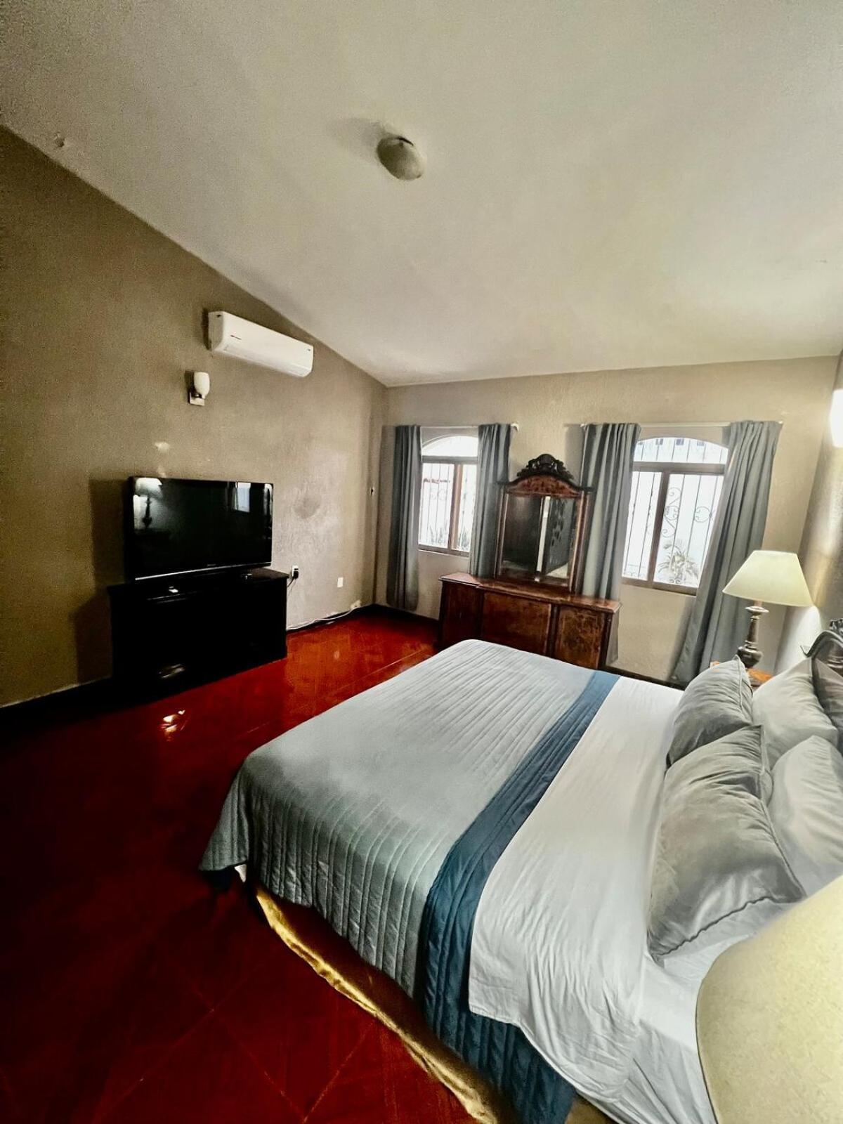 Casa Lomas En Zona Dorada, 5 Minutos De La Playa Mazatlán