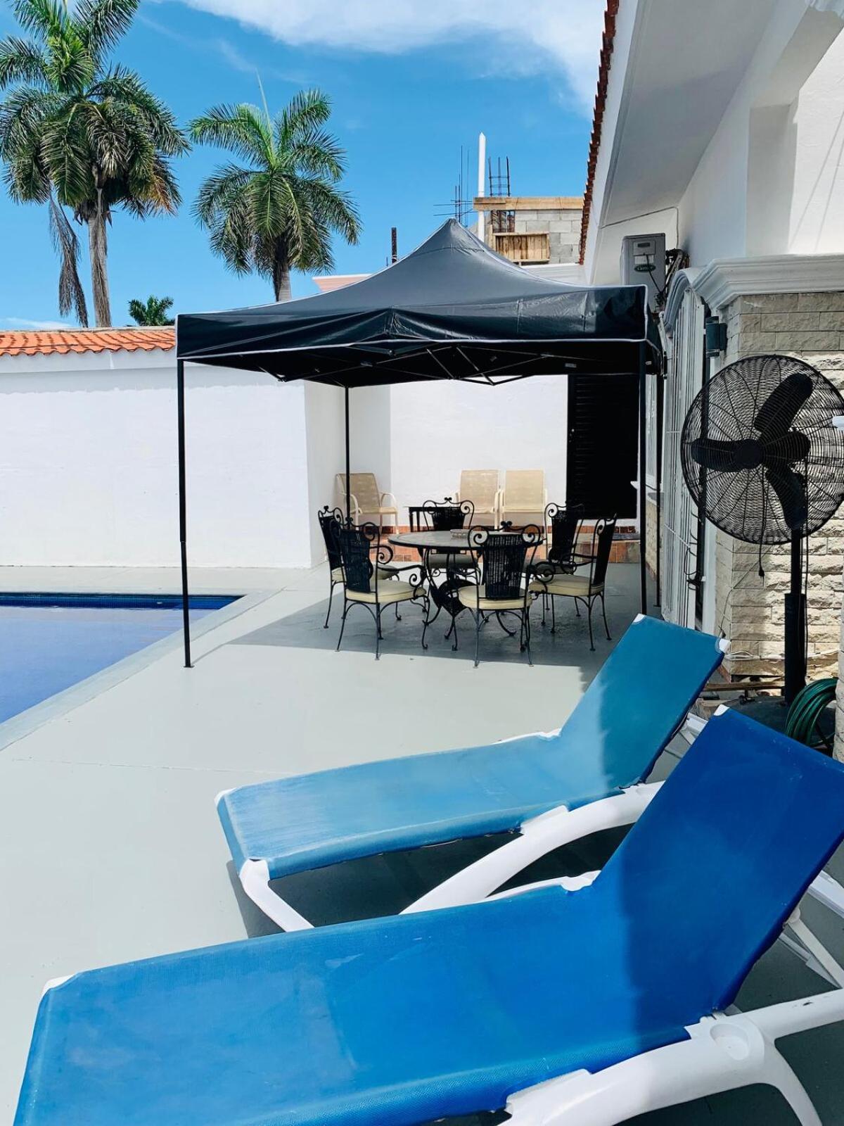 Casa Lomas En Zona Dorada, 5 Minutos De La Playa